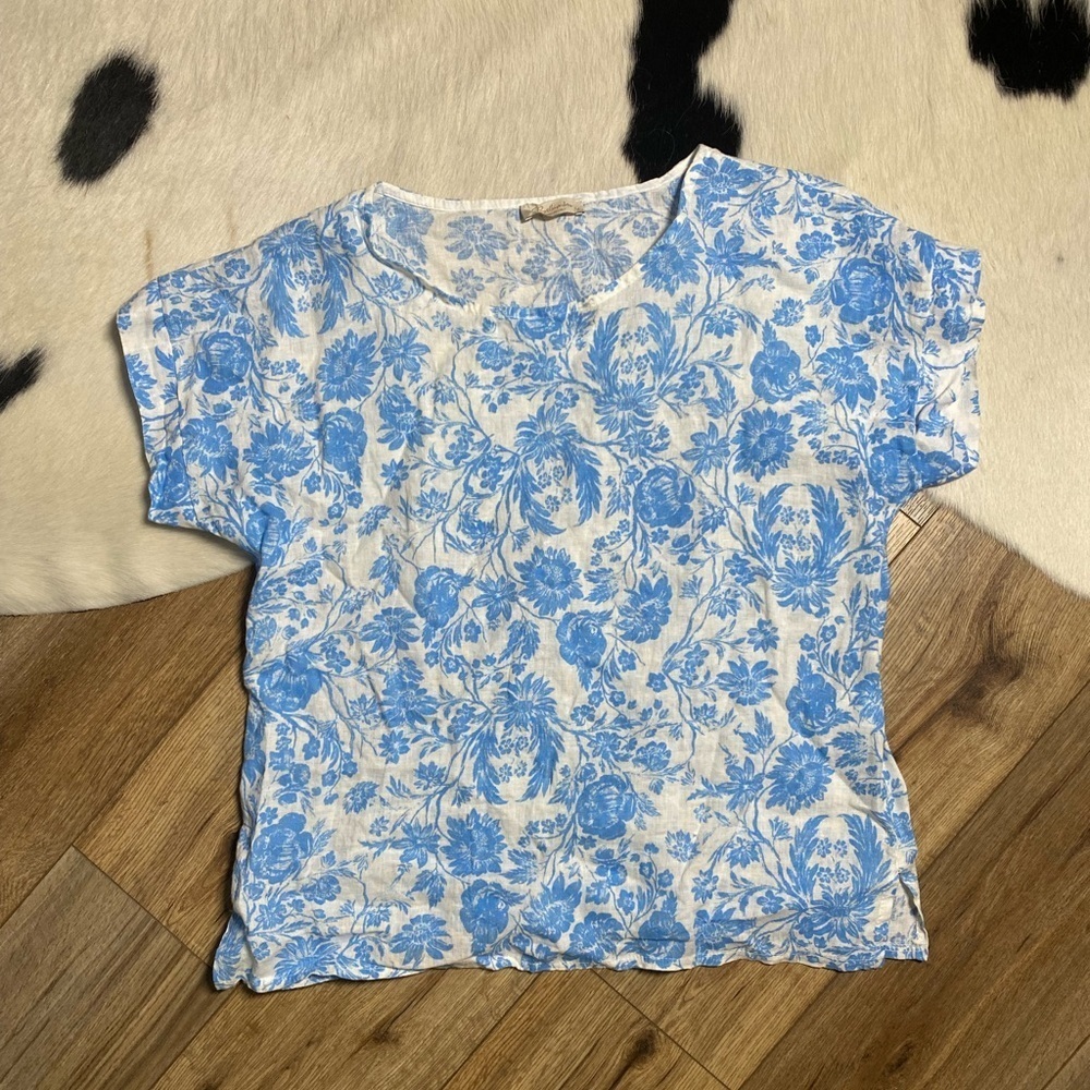 Bellambra Blue & White Floral 100% Linen Top